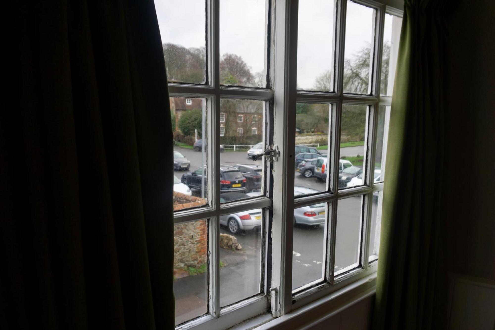 Hotel The Crown Aldbourne Exterior foto